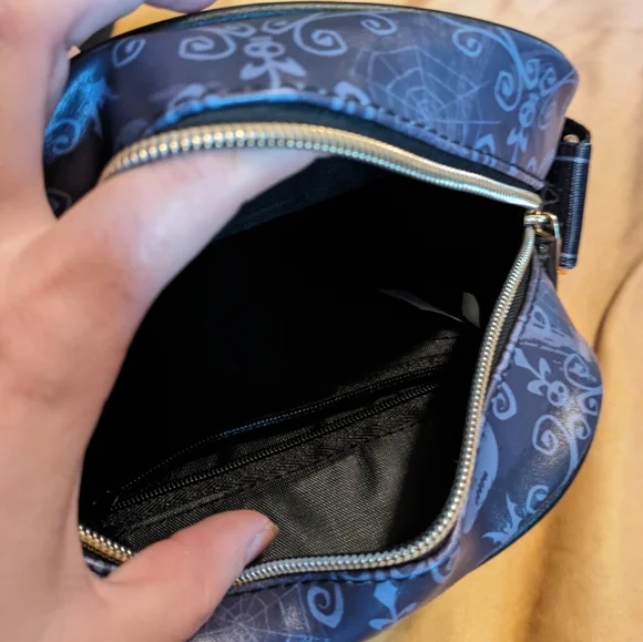 Disney Nightmare Before Christmas Crossbody Shoulder Mini crossbody - Picture 2 of 16